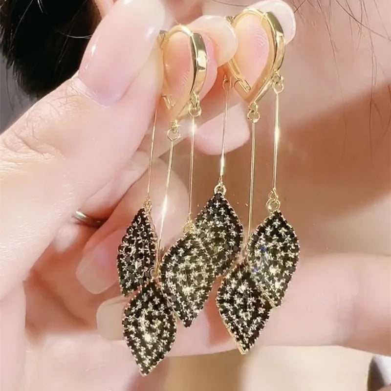 New Fashion Trend Unique Design Geometric Light Luxury Zirconia Rhombus Earrings For Women Jewelry Wedding Party Premium Gifts