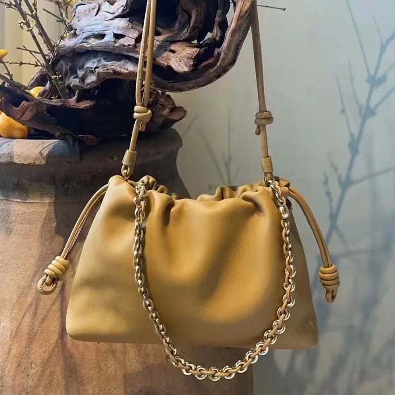 VIELINE New Women's Drawstring Cloud Bag Blessing Bag Hobos Bag Genuine Leather One Shoulder Crossbody Bag Casual Bucket Bag