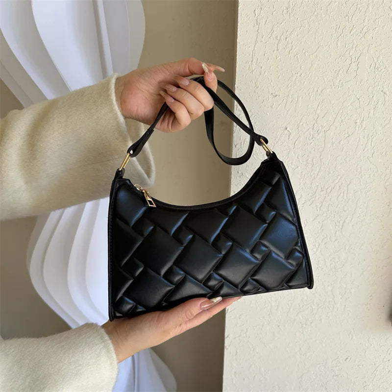 Women's Niche Trendy Shoulder Bag Leisure Commuter Handbag Solid Color Zipper Clutch Fashionable Minimalist Underarm Bag