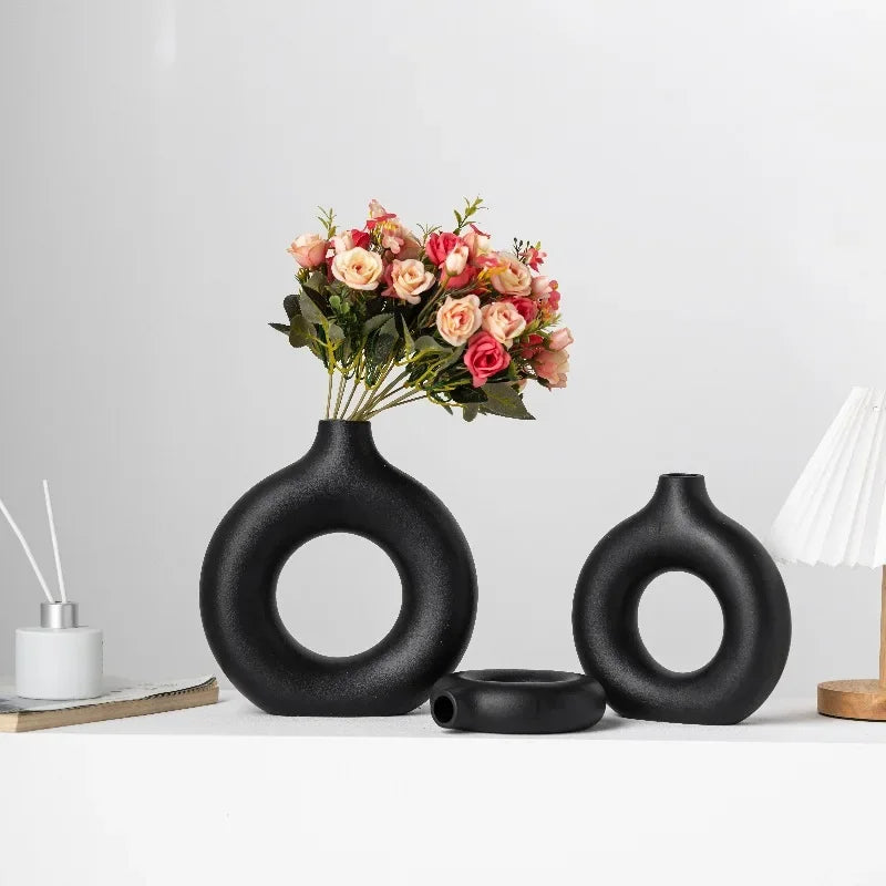 Nordic Ceramic Vase Circular Hollow Donuts Flower Pot Home Living Room Decoration Accessories Interior Office Desktop Decor Gift